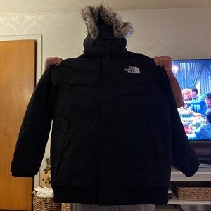 Men’s North Face winter coat. XL